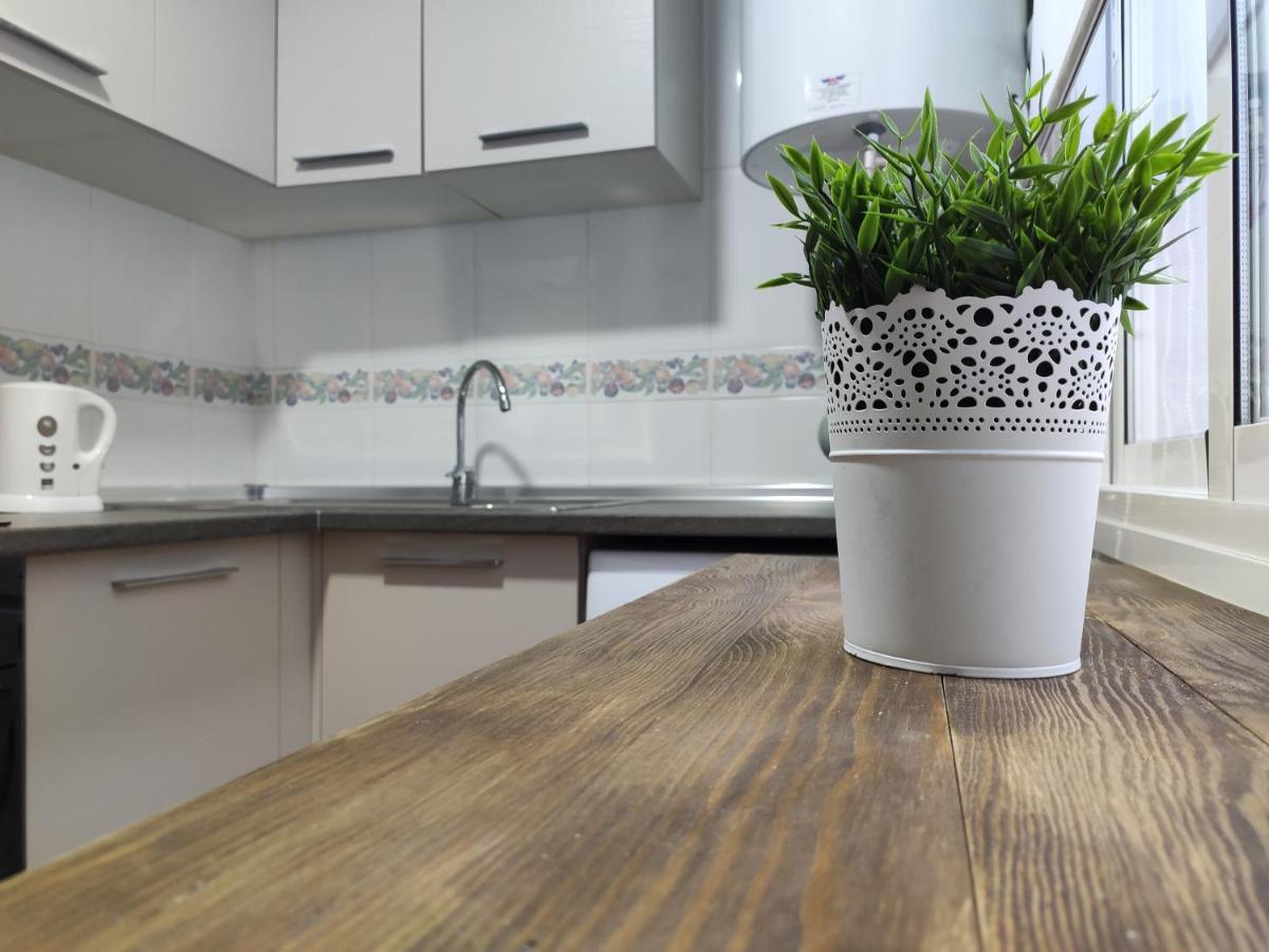 Apartamentos Seneca Junto Al Centro Малага Экстерьер фото