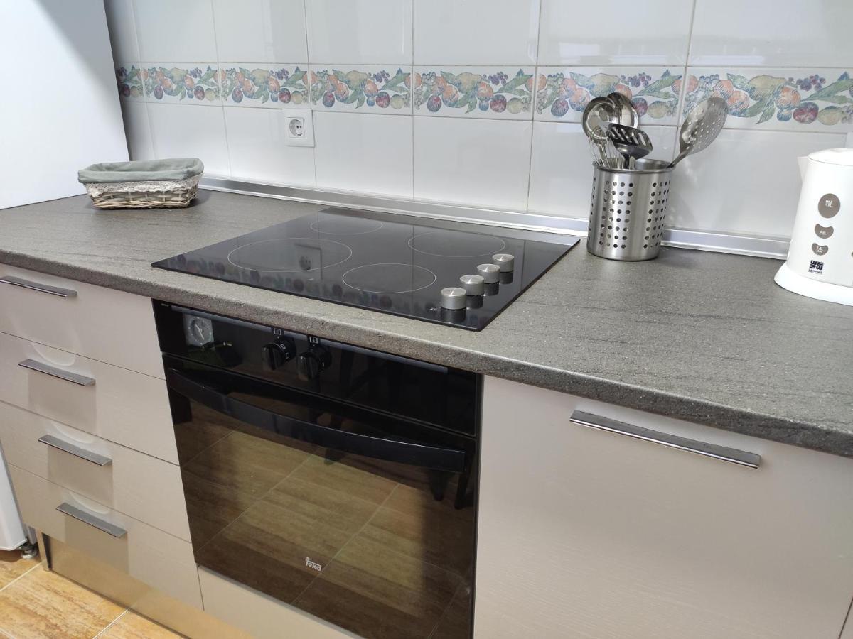 Apartamentos Seneca Junto Al Centro Малага Экстерьер фото