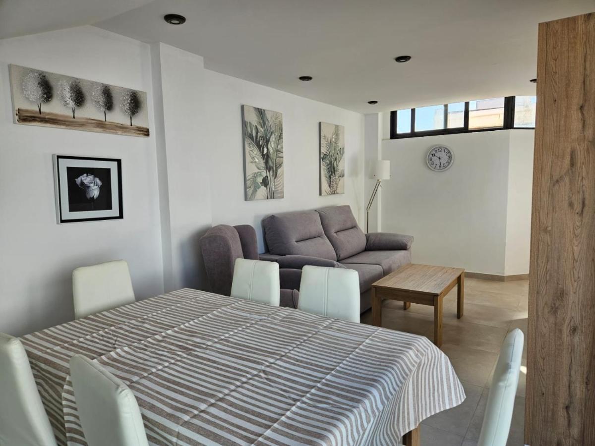 Apartamentos Seneca Junto Al Centro Малага Экстерьер фото