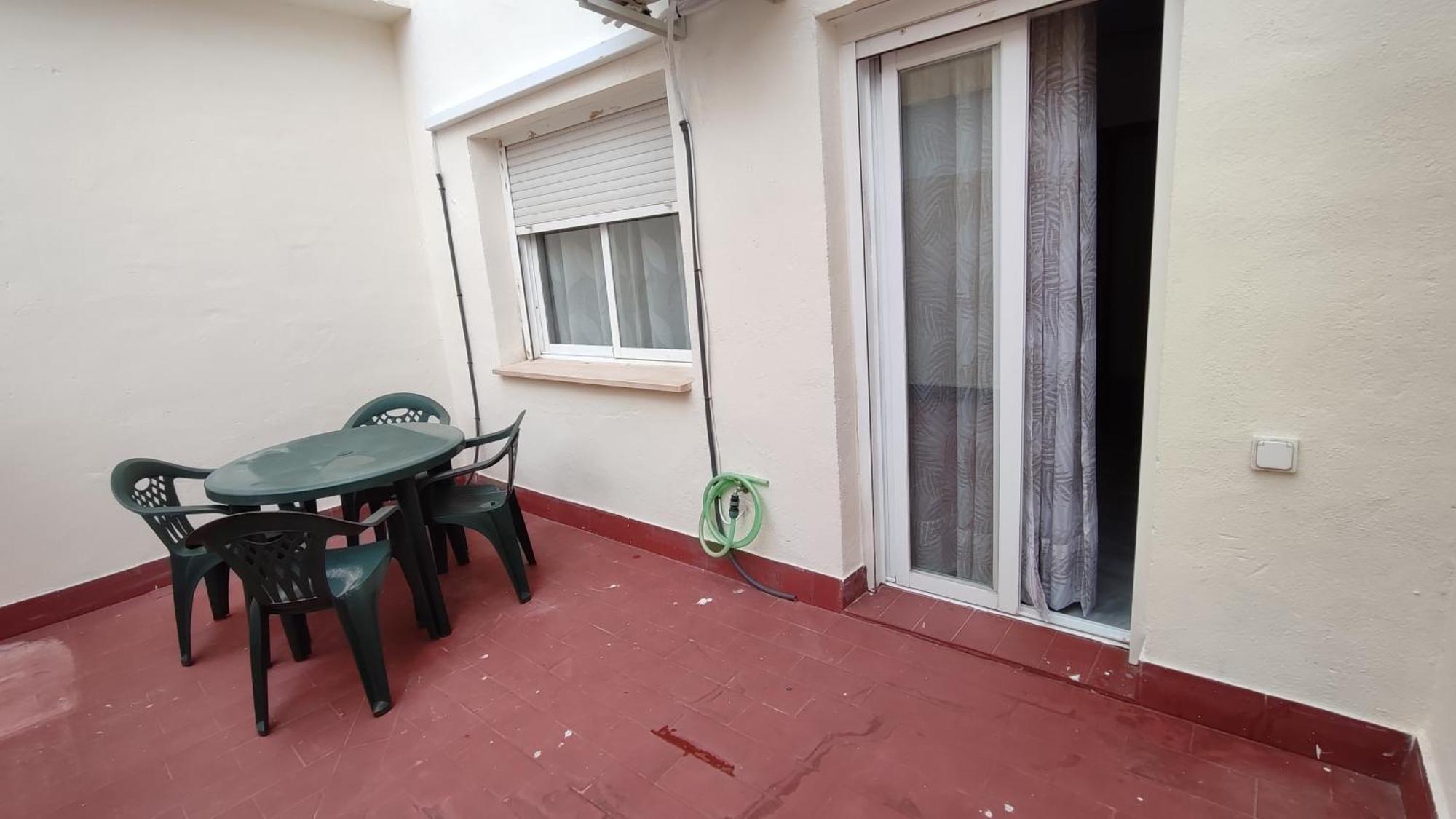 Apartamentos Seneca Junto Al Centro Малага Экстерьер фото