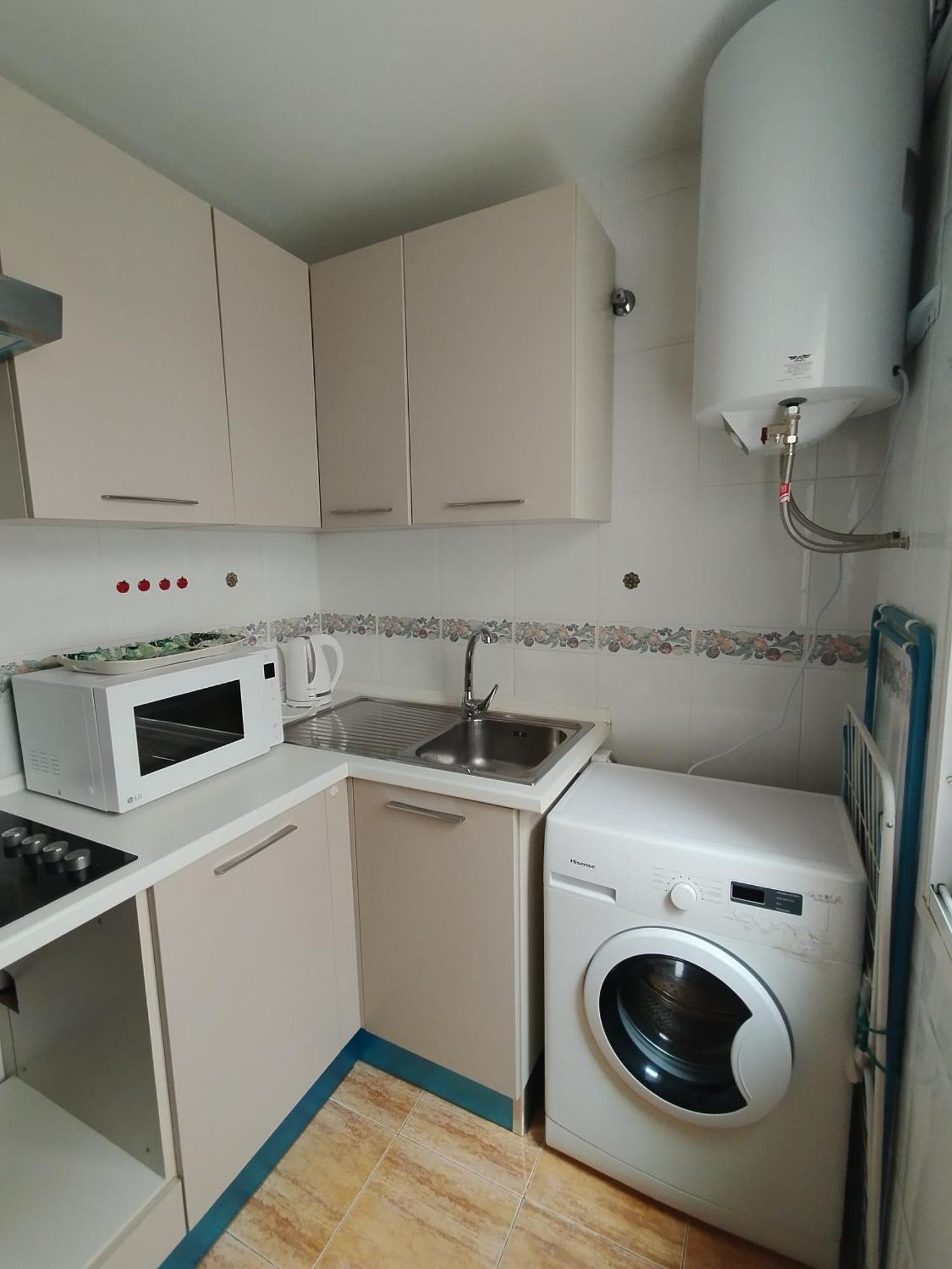 Apartamentos Seneca Junto Al Centro Малага Экстерьер фото